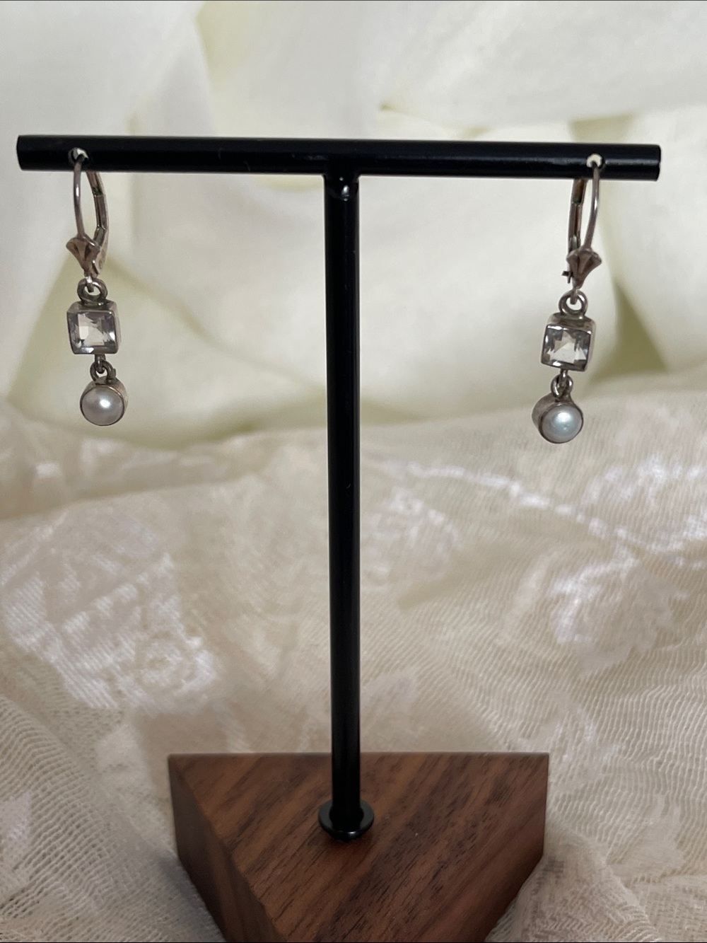 Elegant Sterling Silver 925 Pearl Drop Earrings - Classic White